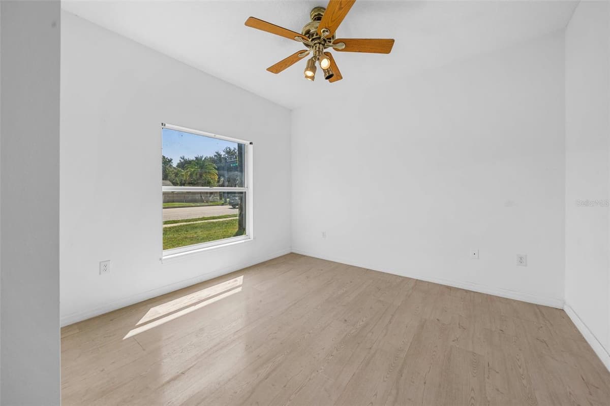 14325 LAKE PRICE DRIVE — photo 28 of 41