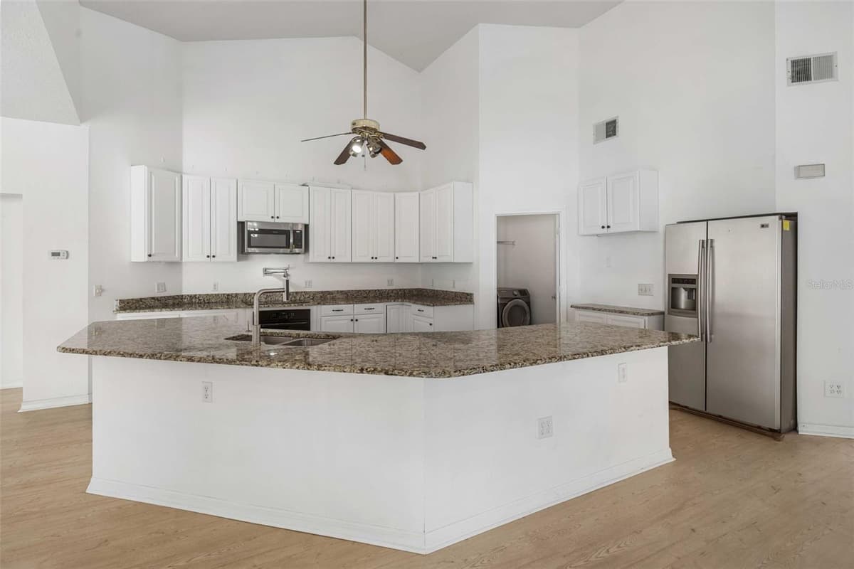 14325 LAKE PRICE DRIVE — photo 17 of 41