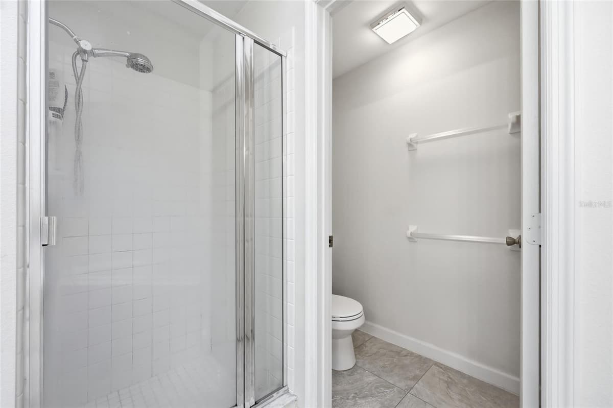 115 WEATHERSFIELD AVENUE — photo 10 of 30