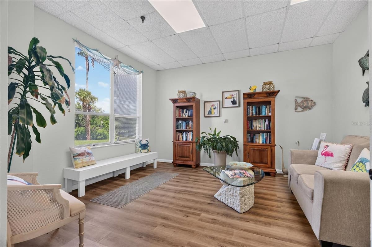 9000 COMMODORE DRIVE — photo 41 of 49