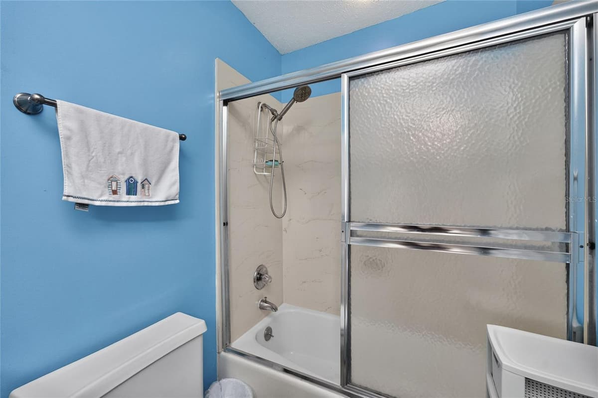 25188 MARION AVENUE — photo 45 of 76