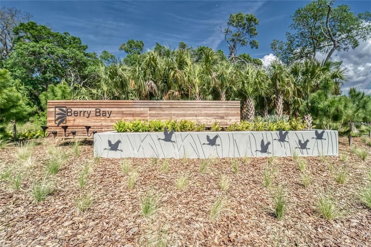 5514 BLUE AZURE DRIVE — photo 26 of 27