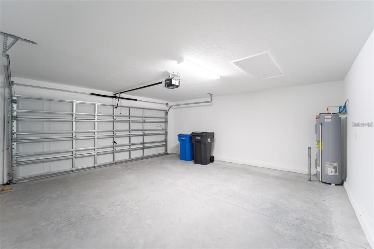 5514 BLUE AZURE DRIVE — photo 20 of 27