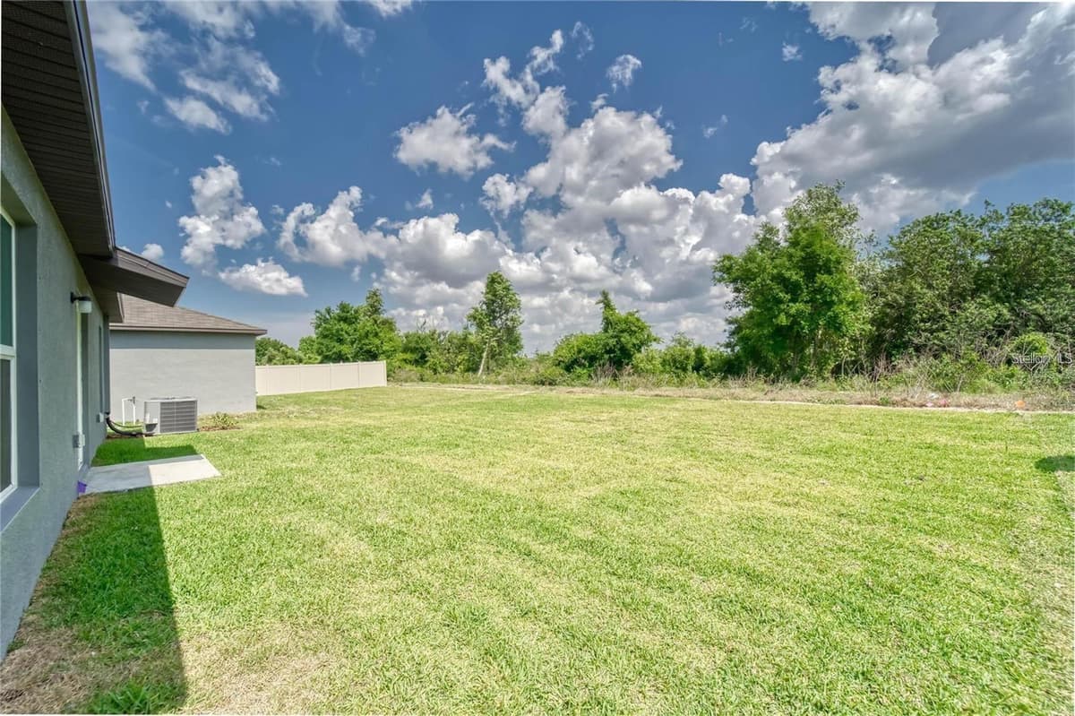 5514 BLUE AZURE DRIVE — photo 2 of 27
