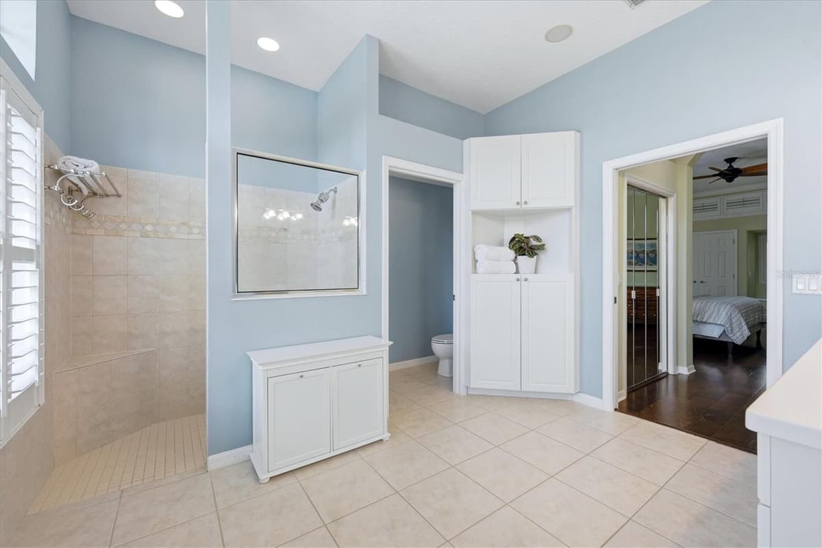 4747 PINNACLE DRIVE — photo 37 of 75