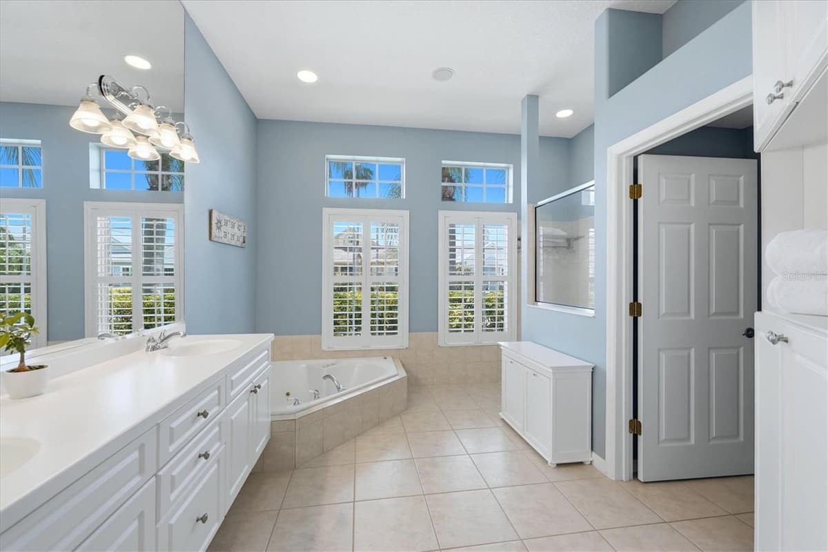 4747 PINNACLE DRIVE — photo 34 of 75