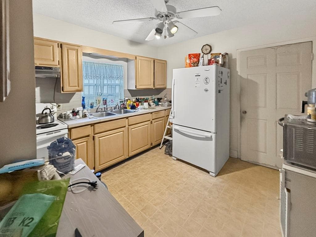 137 BLANCO STREET — photo 45 of 58