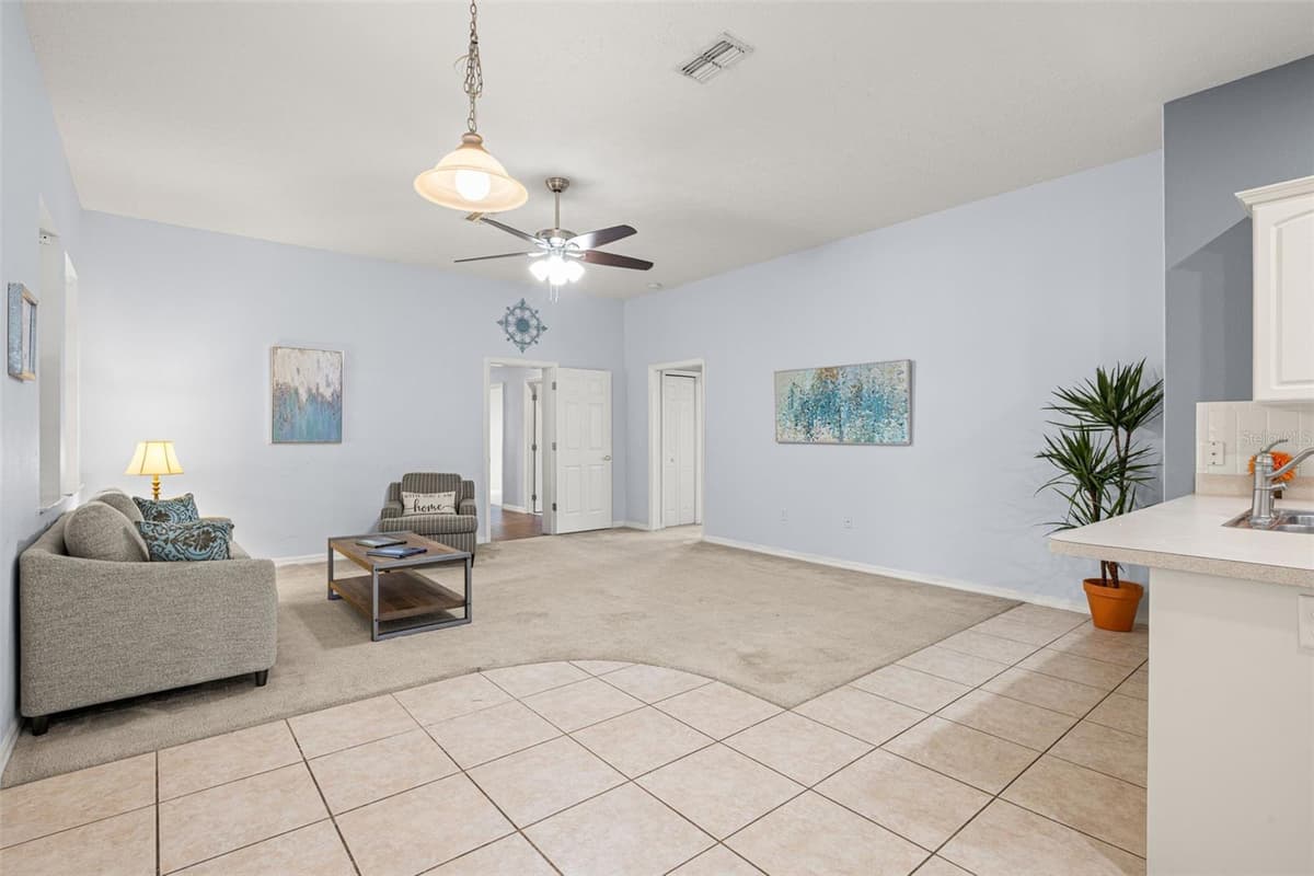 7904 OREGOLD DRIVE — photo 12 of 59