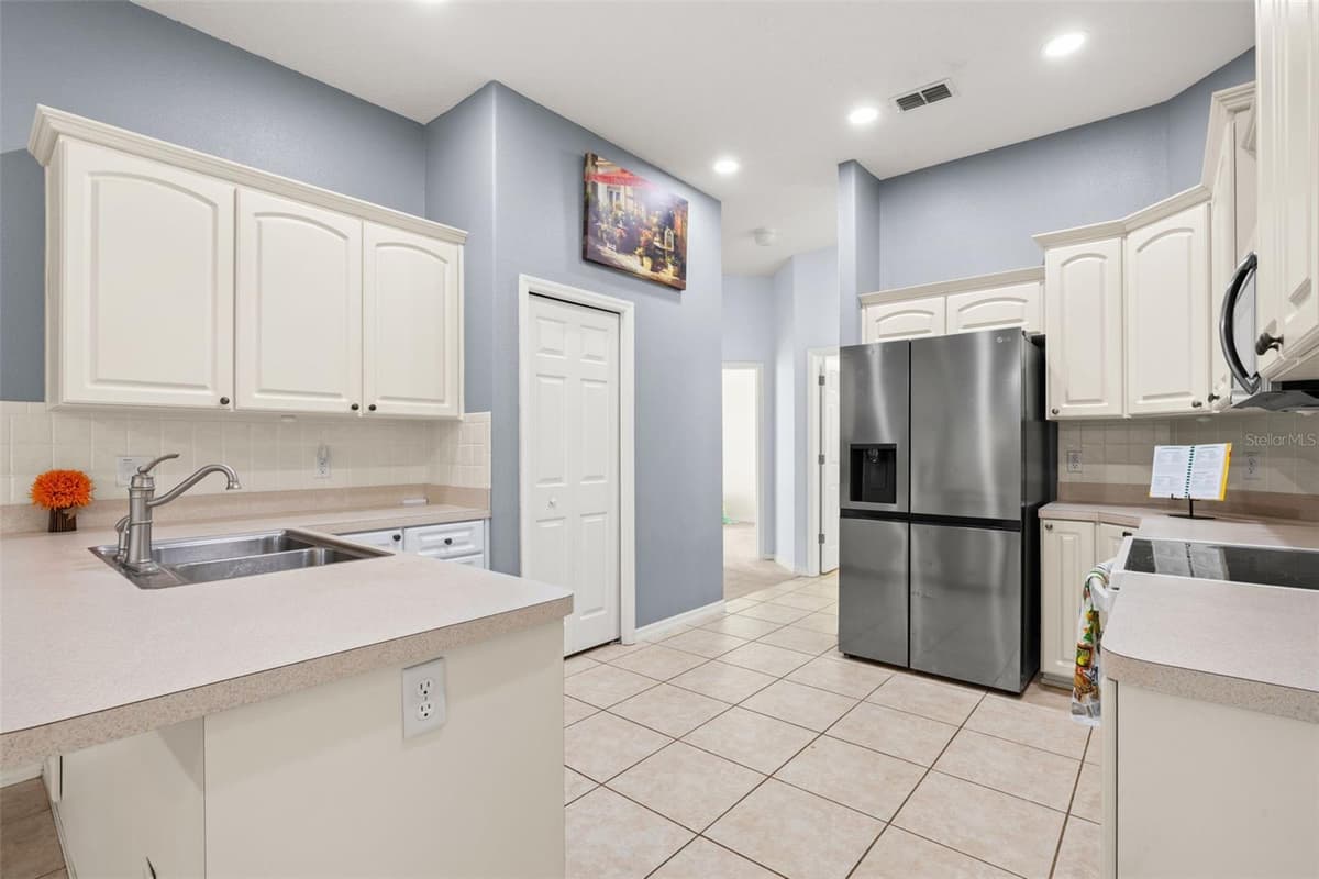 7904 OREGOLD DRIVE — photo 19 of 59