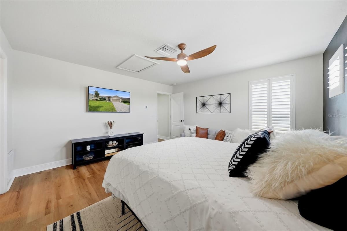 12204 BLUE PACIFIC DRIVE — photo 26 of 46