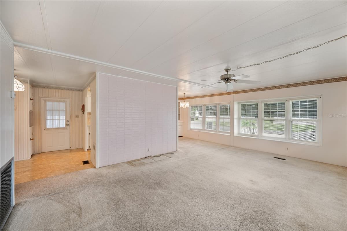 1610 REYNOLDS ROAD — photo 12 of 29