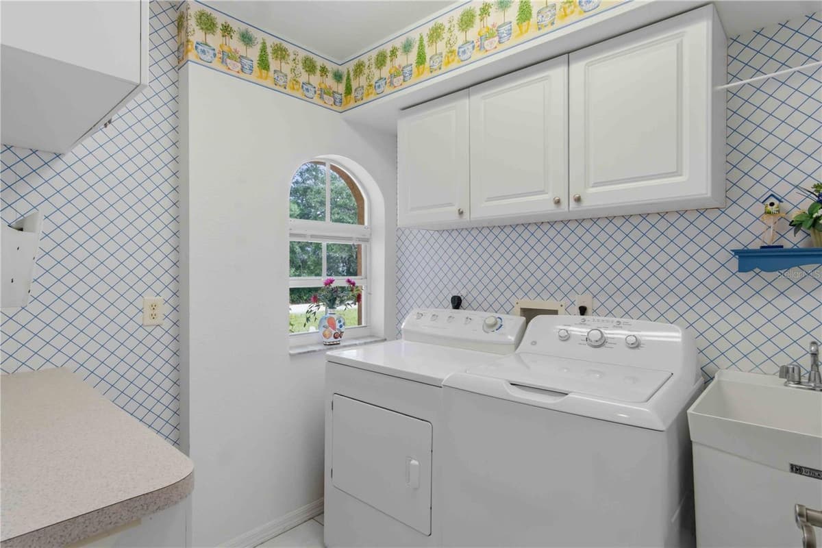 4875 HANSARD AVENUE — photo 50 of 66