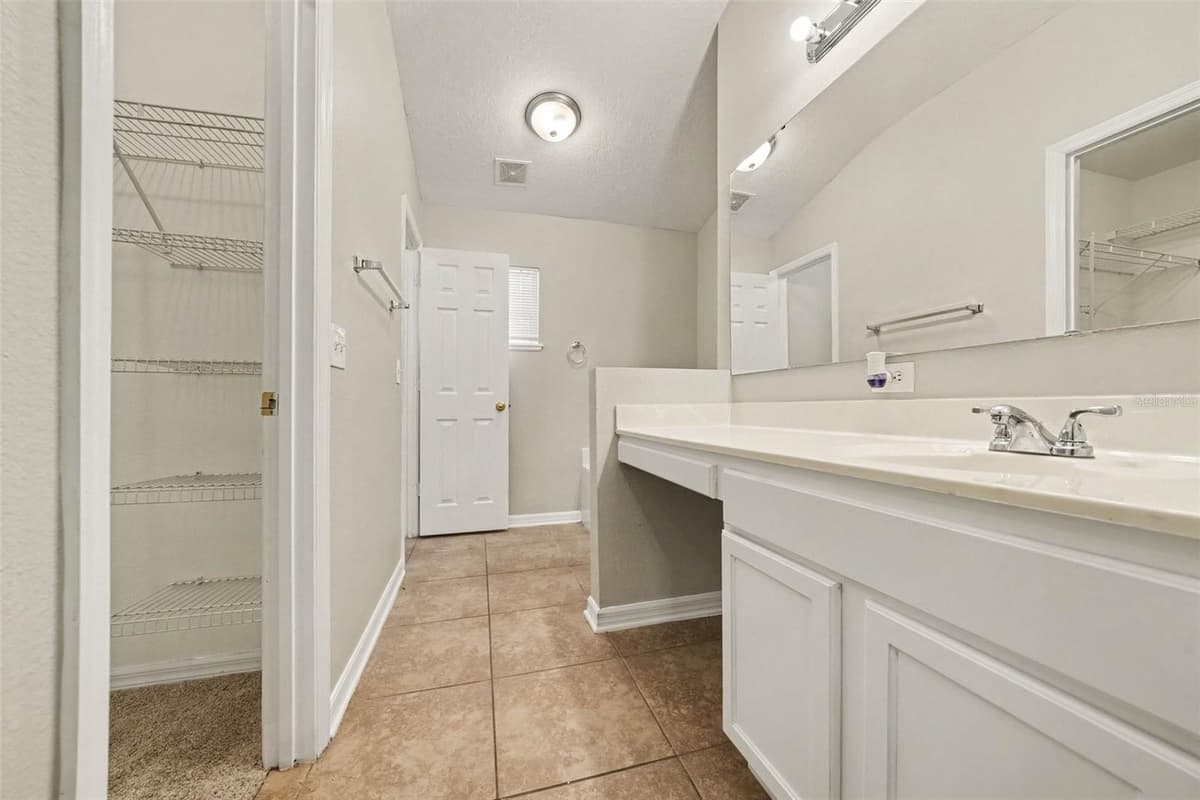 2208 NICOLLETT WAY — photo 18 of 23
