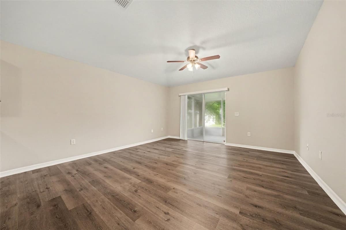 2208 NICOLLETT WAY — photo 5 of 23