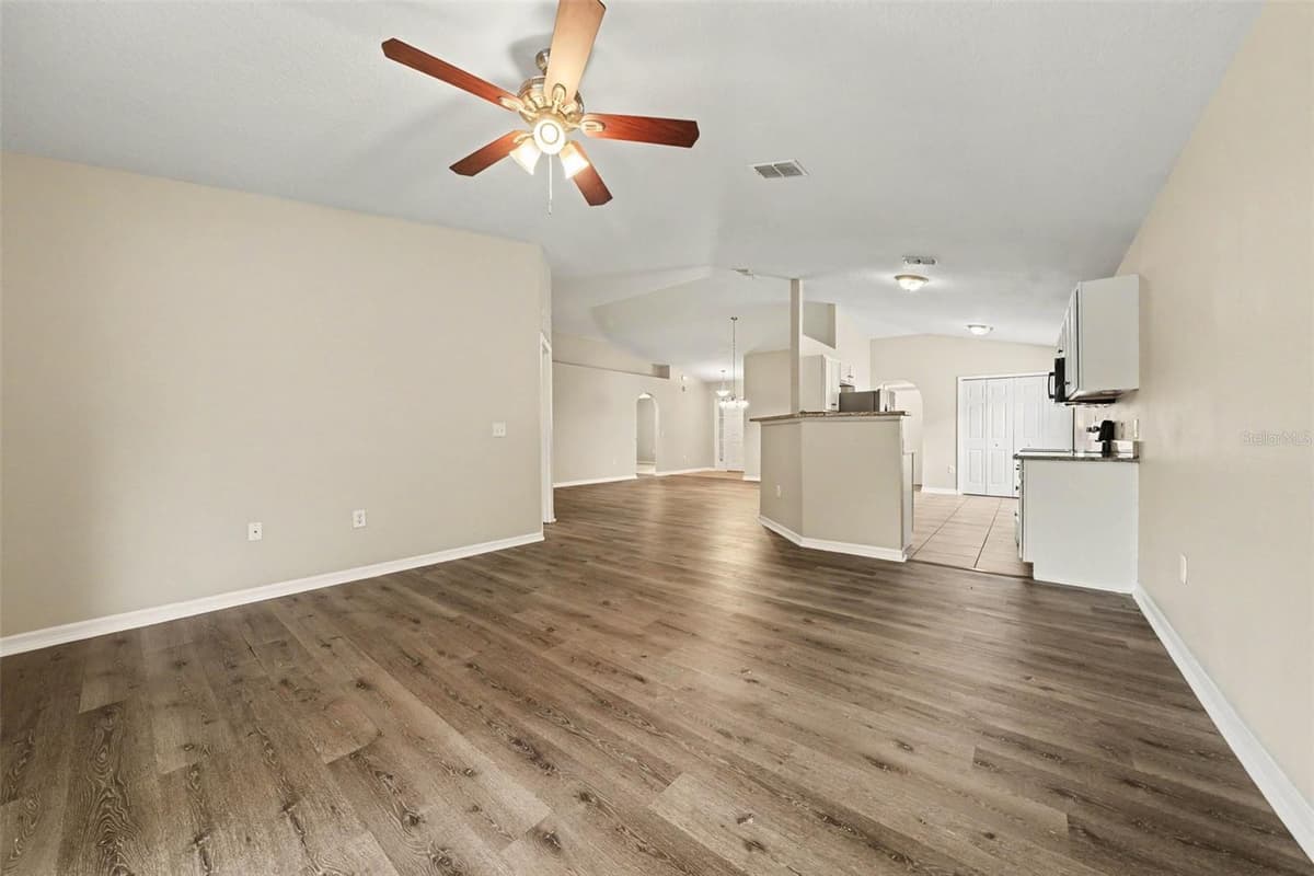 2208 NICOLLETT WAY — photo 8 of 23