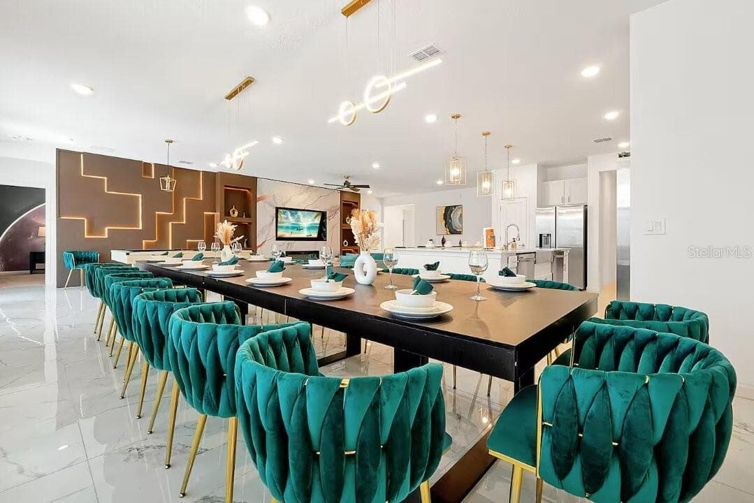 3860 SONOMA BOULEVARD — photo 10 of 43