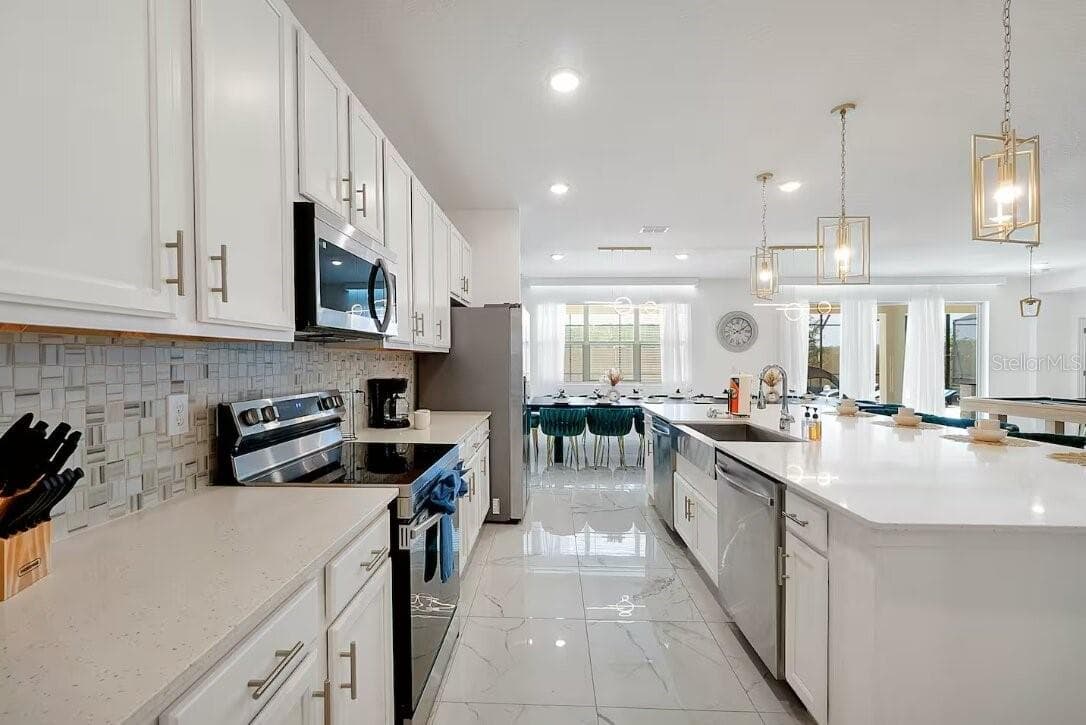 3860 SONOMA BOULEVARD — photo 11 of 43
