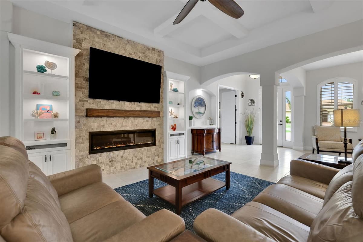 142 PORTOFINO BLVD — photo 8 of 45