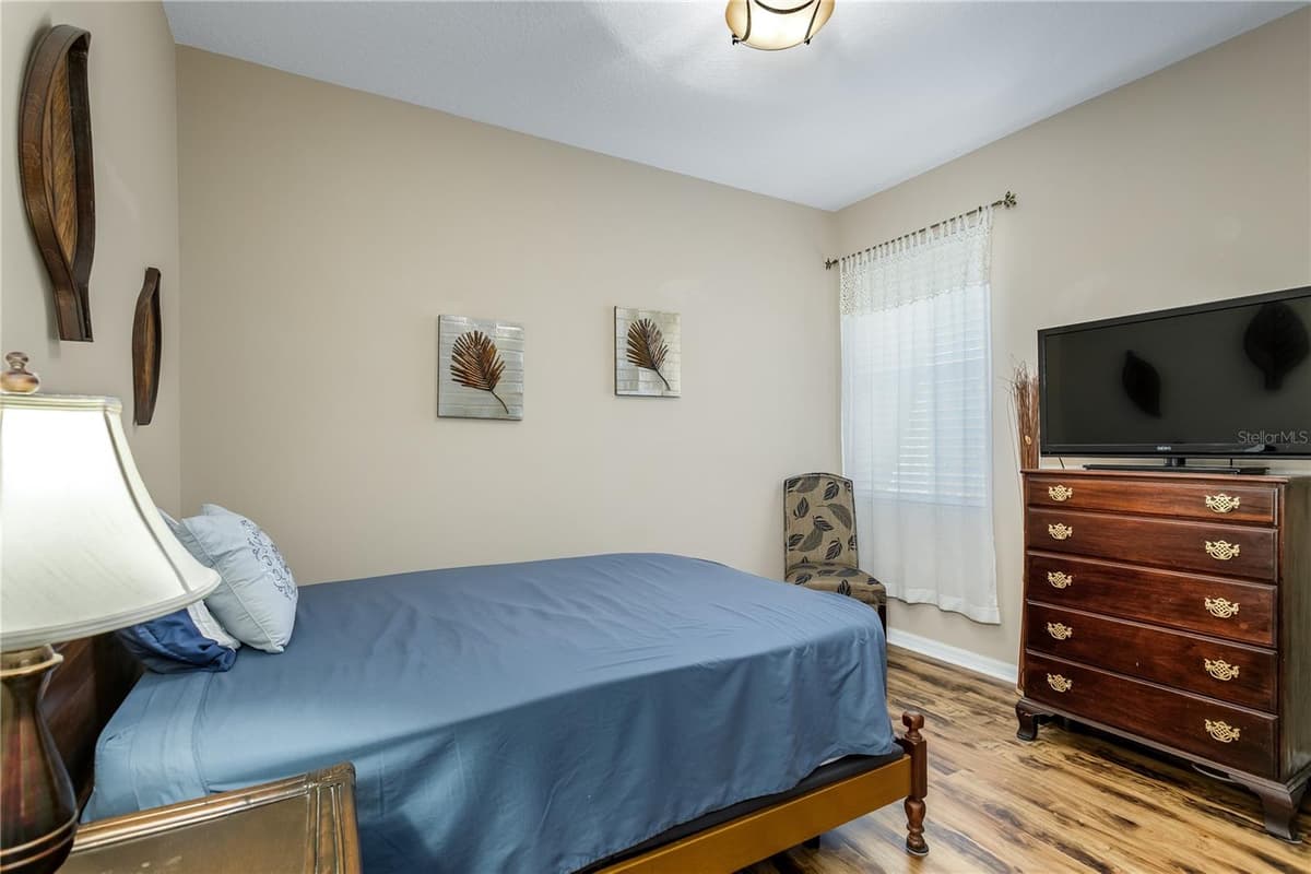 7235 CLEOPATRA DRIVE — photo 14 of 31