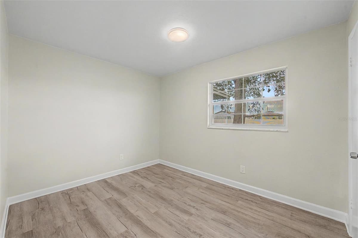 5608 12TH AVENUE — photo 23 of 43