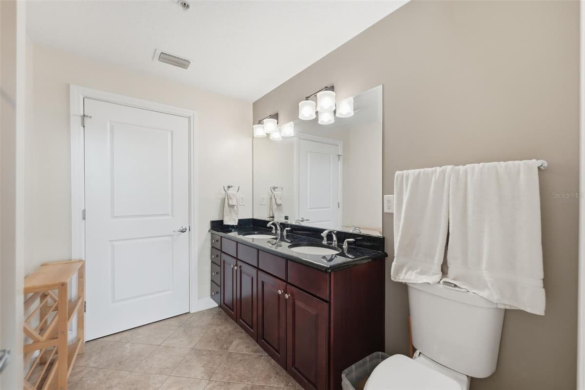 101 EOLA DRIVE — photo 17 of 34