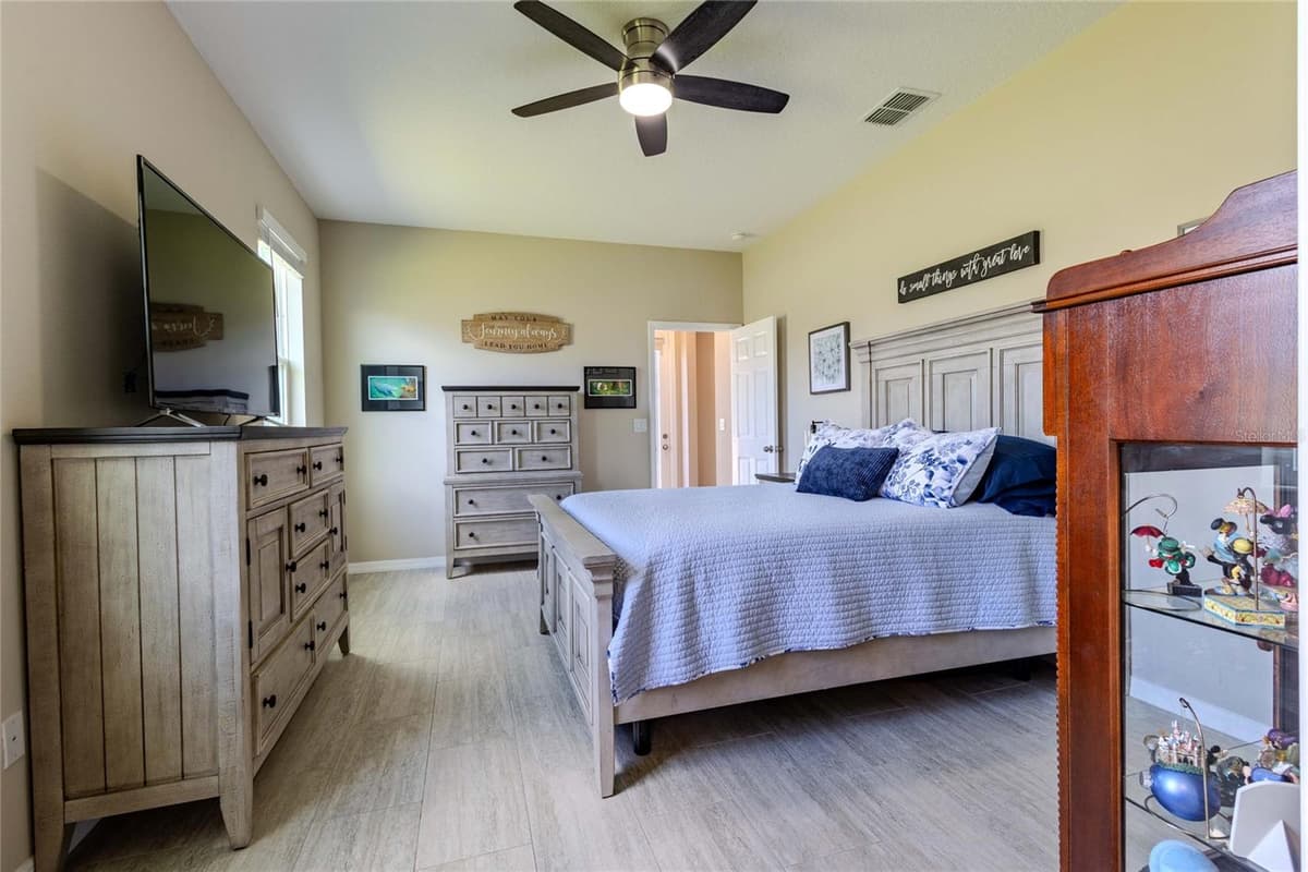 3195 KING FERN DRIVE — photo 26 of 100