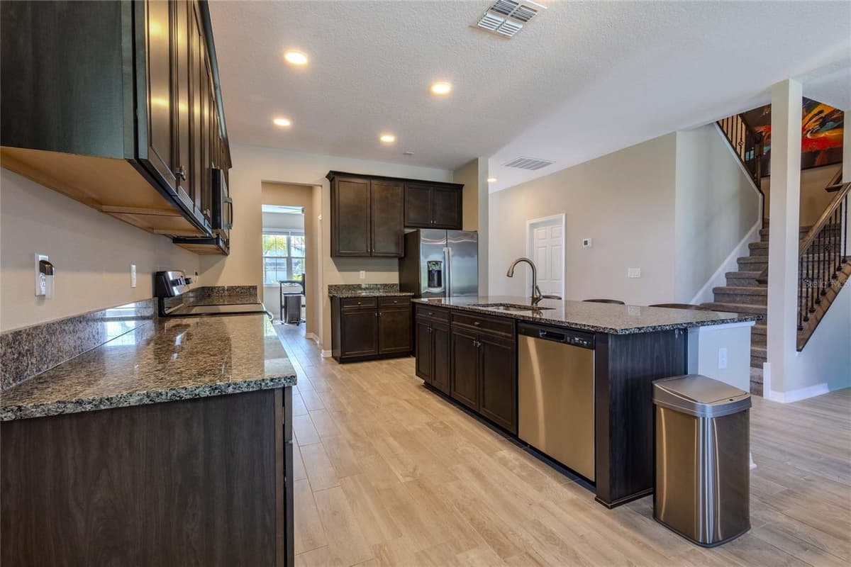 3195 KING FERN DRIVE — photo 16 of 100
