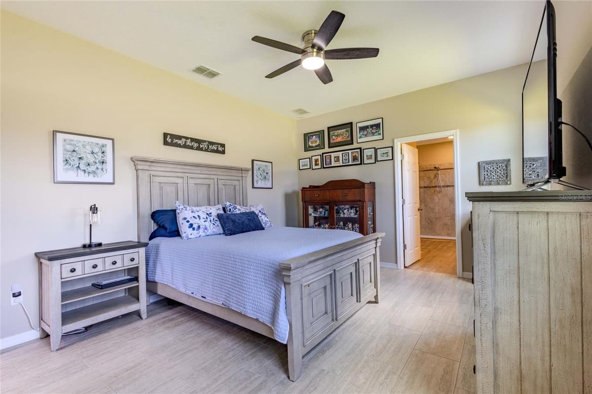 3195 KING FERN DRIVE — photo 24 of 100