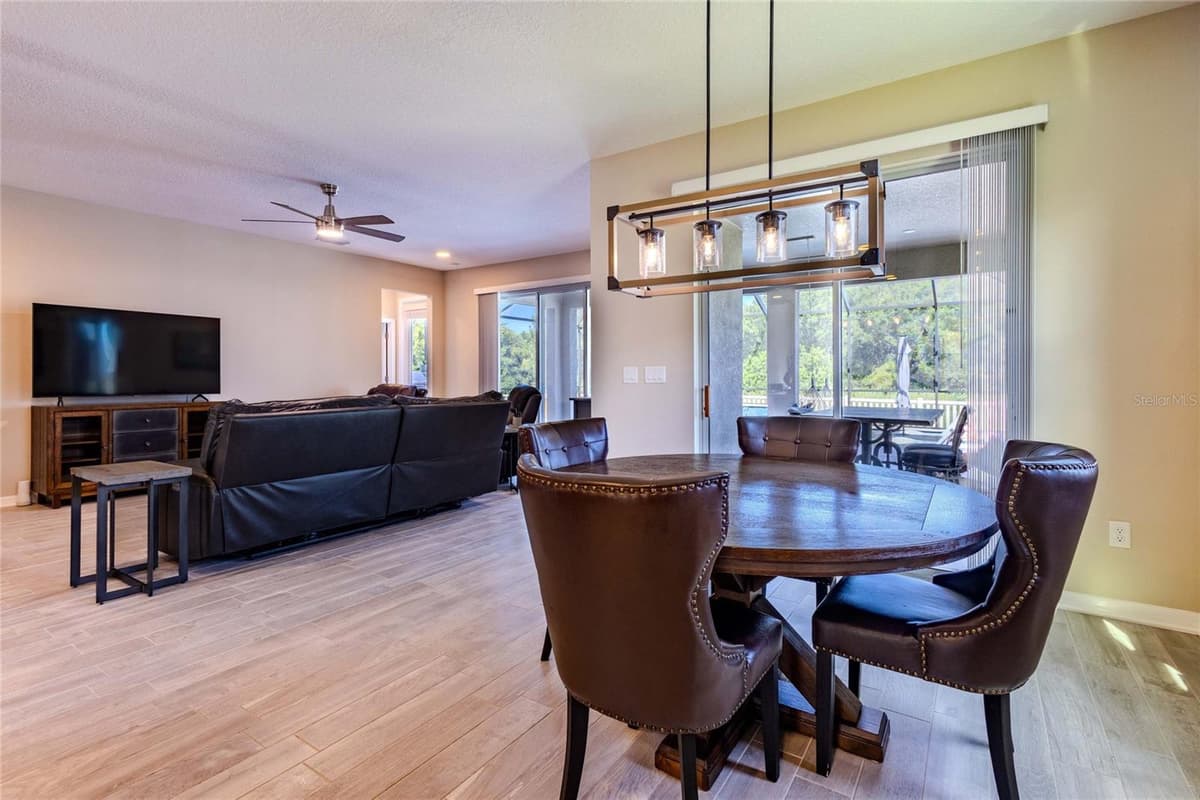 3195 KING FERN DRIVE — photo 22 of 100