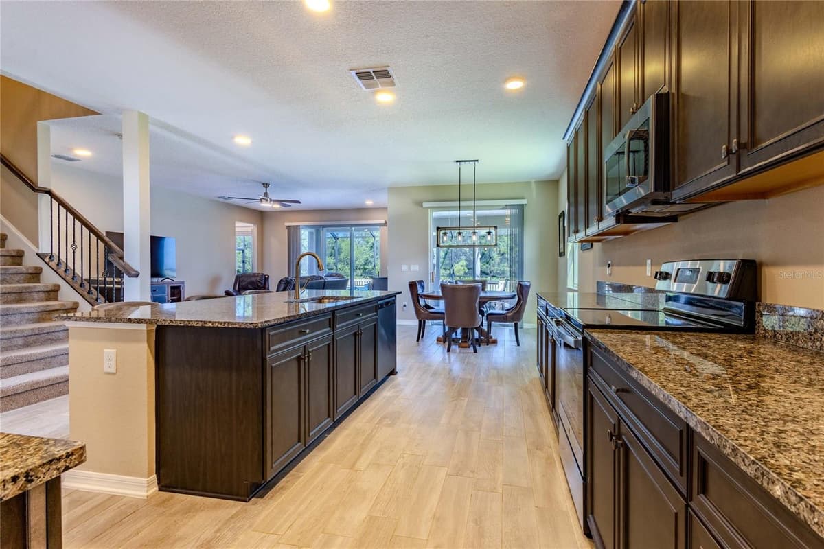 3195 KING FERN DRIVE — photo 19 of 100
