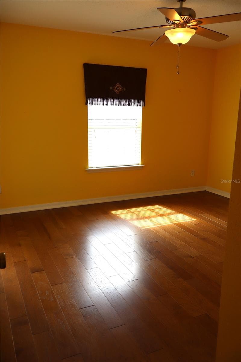 2332 18 CIRCLE — photo 17 of 21