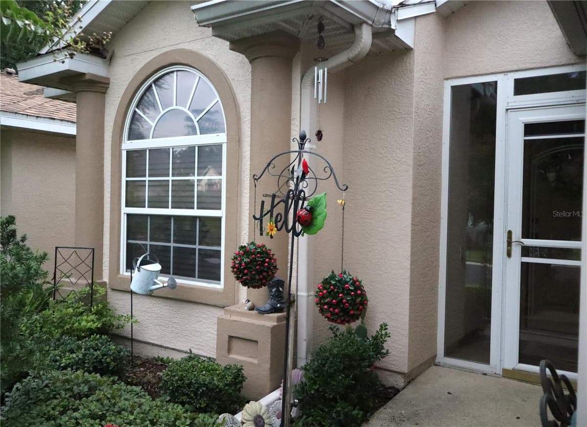 2332 18 CIRCLE — photo 3 of 21