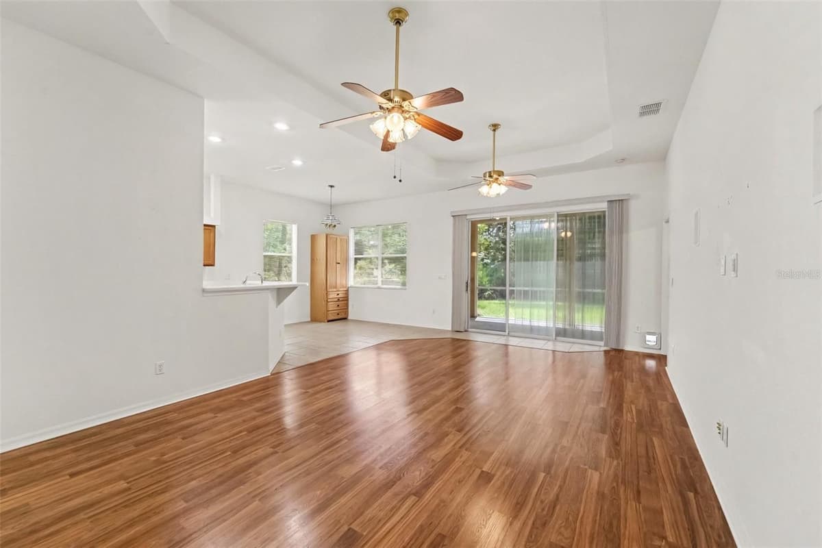 48 CACTUS STREET — photo 2 of 30