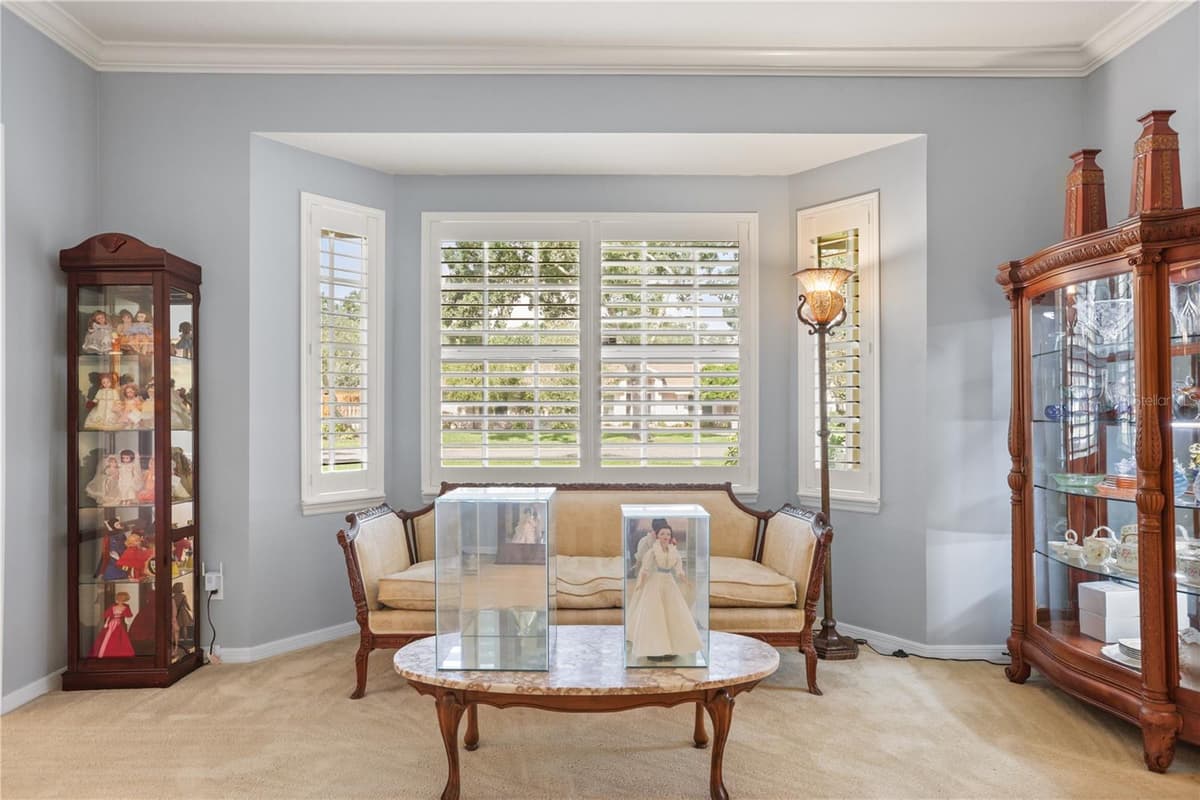 5410 RUSTIC PINE COURT — photo 9 of 54