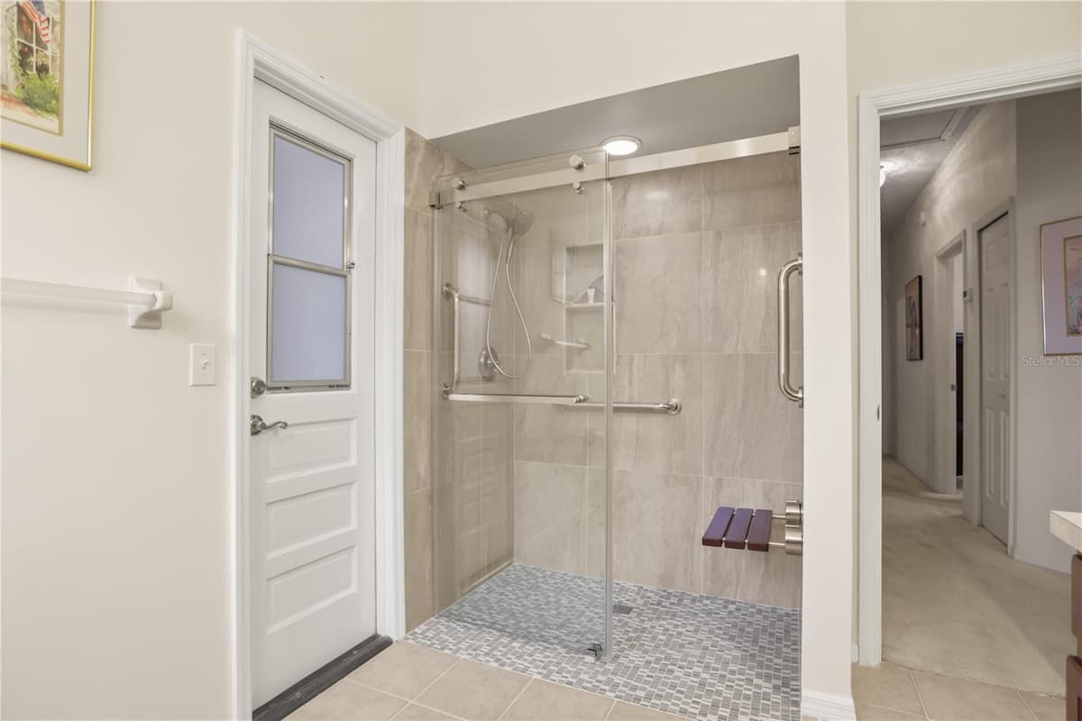 5410 RUSTIC PINE COURT — photo 34 of 54