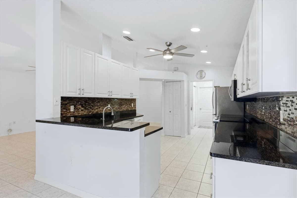 4380 IOLA DRIVE — photo 13 of 34