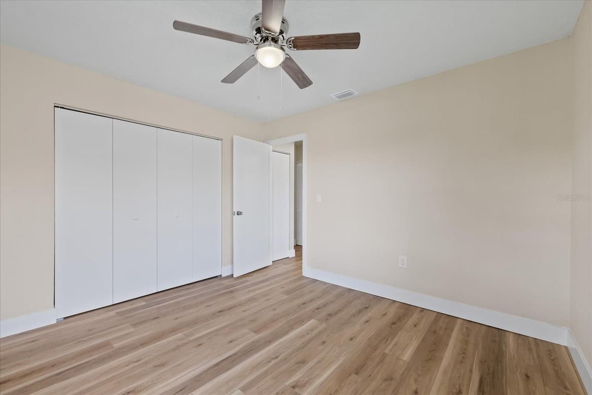 120 FOUNTAIN COURT — photo 34 of 47