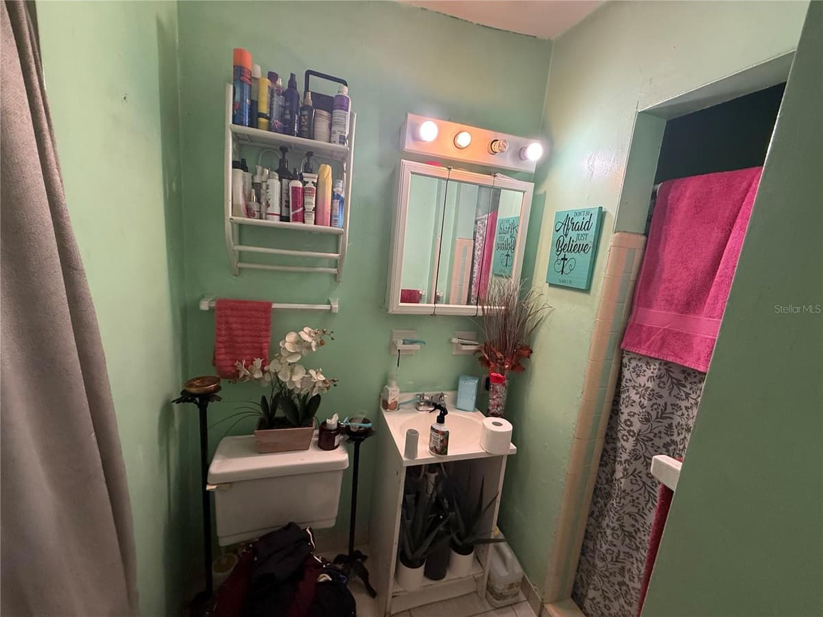 4108 DELRAY AVENUE — photo 10 of 23