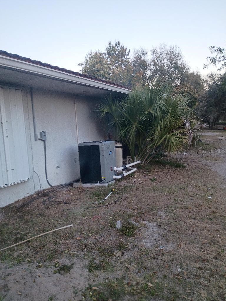 1826 COUNTY ROAD 661 — photo 17 of 22
