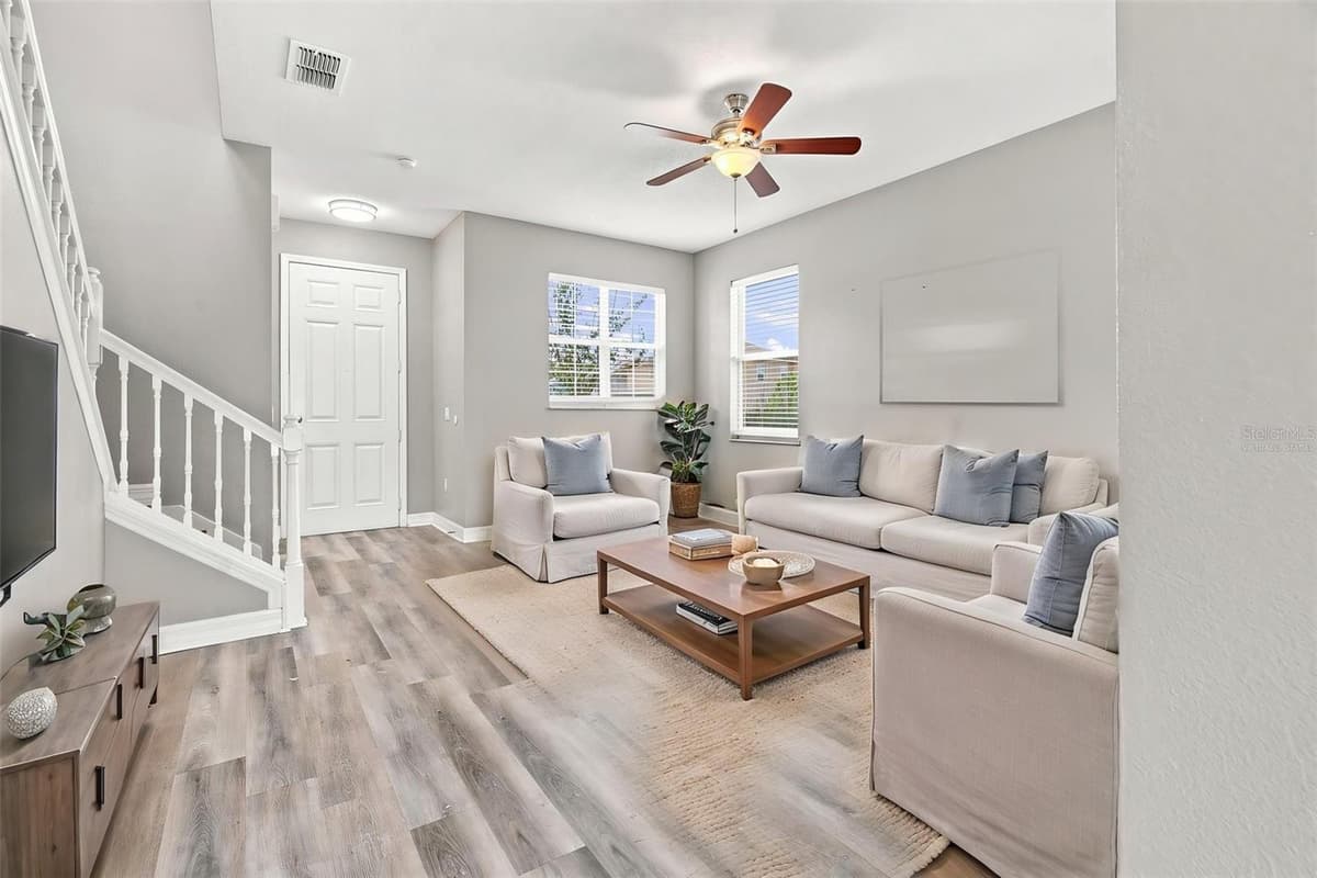 4563 PHILADELPHIA CIRCLE — photo 3 of 30