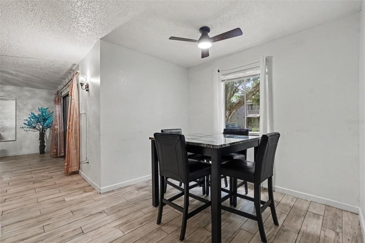 4008 CORTEZ DRIVE — photo 13 of 37