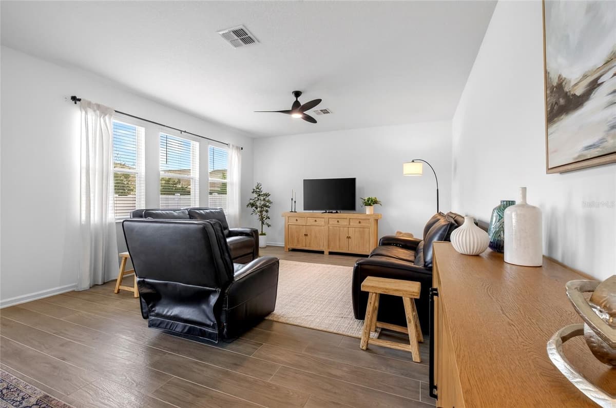 11168 GREAT ROCK STREET — photo 18 of 55
