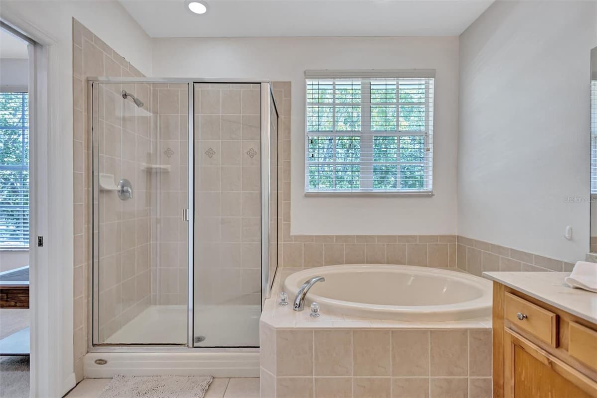 14511 MIRABELLE VISTA CIRCLE — photo 24 of 46