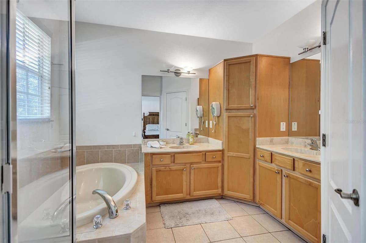 14511 MIRABELLE VISTA CIRCLE — photo 23 of 46