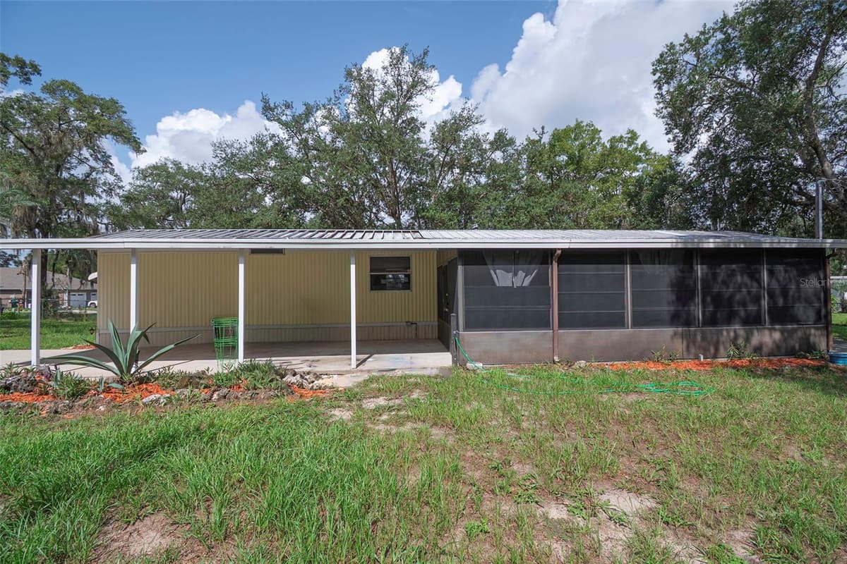 6377 FLANDERS LANE — photo 8 of 40