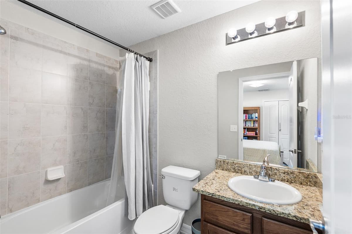 110 PROMENADE COURT — photo 28 of 43