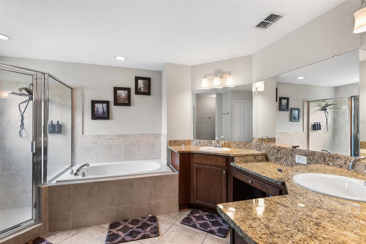 110 PROMENADE COURT — photo 25 of 43