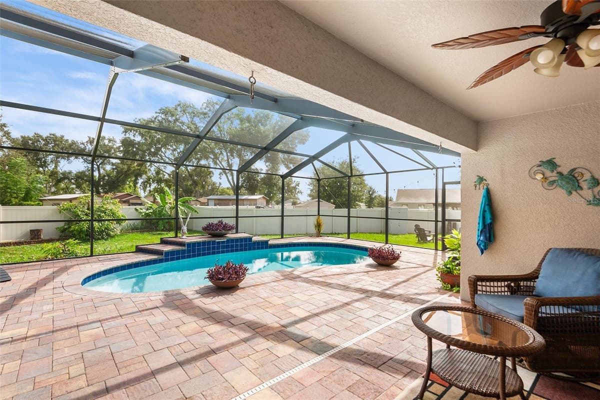 110 PROMENADE COURT — photo 37 of 43