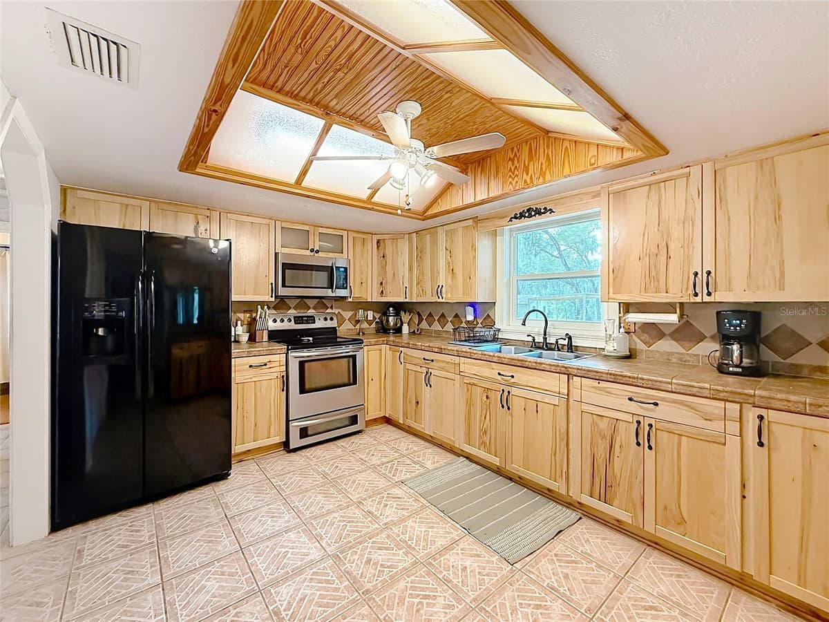 26586 HIGHWAY 42 — photo 11 of 53