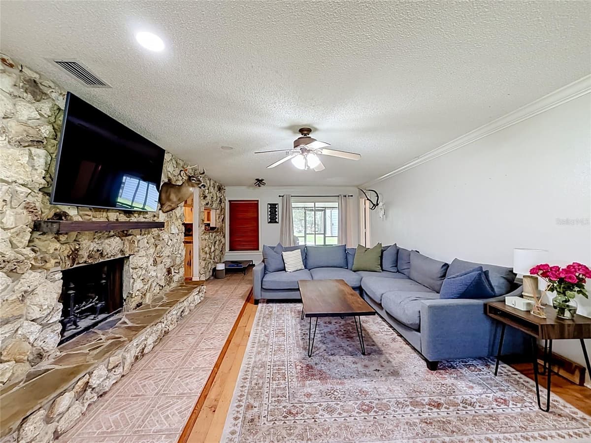 26586 HIGHWAY 42 — photo 5 of 53